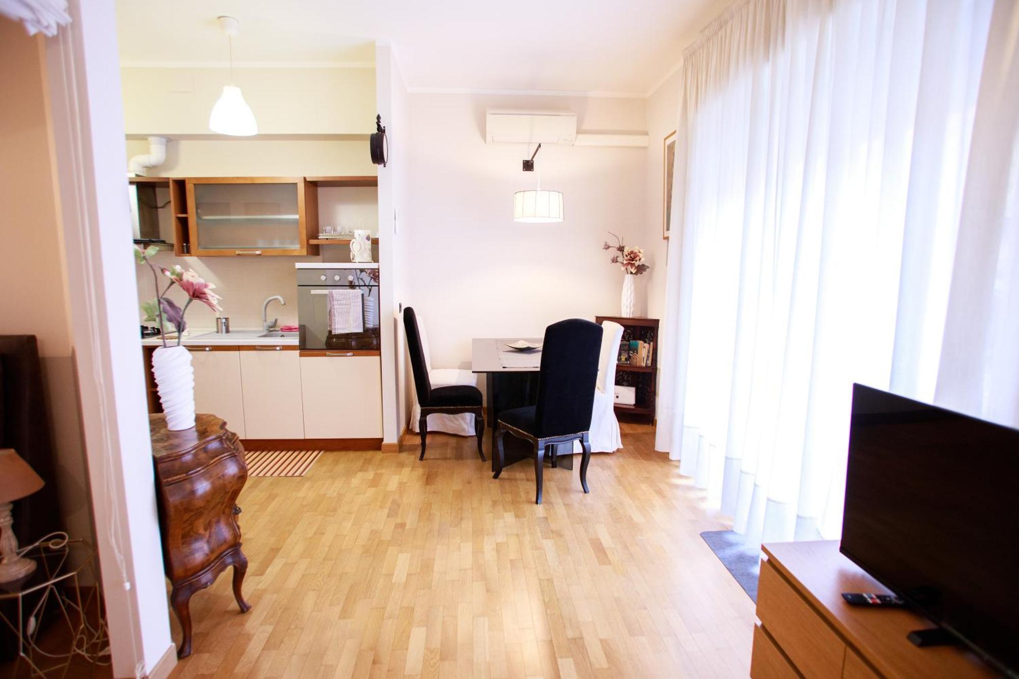 Sofia House With Private Parking Apartment Genoa Exterior photo